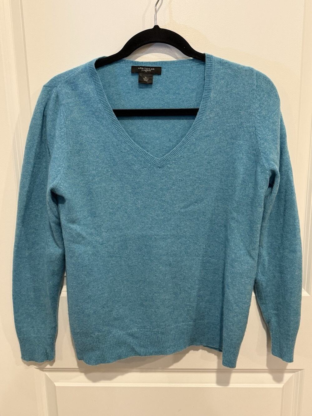 Ann Taylor V-Neck Sweater Women XL Blue 100% Cashmere Preppy Academia